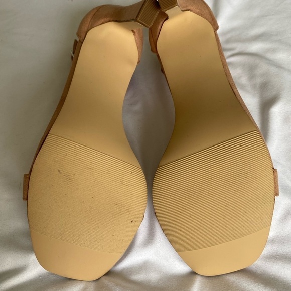 NEW Madden Girl “Ara” Heels Color: Fawn Women’s Size 8M - Picture 10 of 10